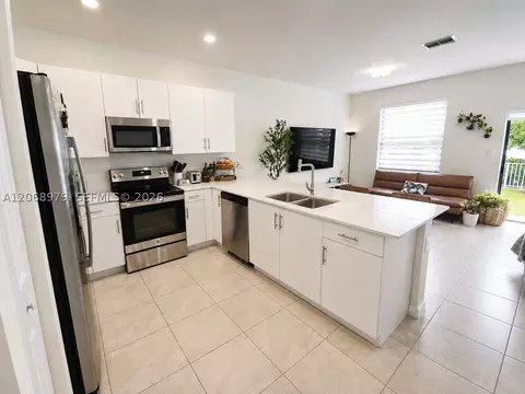 Kitchen - 3382 W 114th Ter, Hialeah, FL 33018 photo 1 of 2
