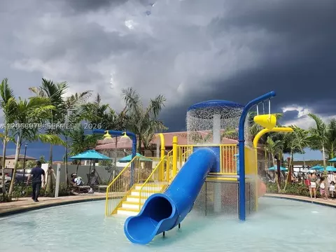 Exterior - 3382 W 114th Ter, Hialeah, FL 33018 photo 6 of 6