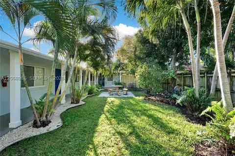 1352 Holly Heights Dr, Fort Lauderdale, FL 33304