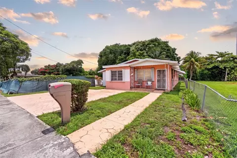 3111 NW 57th St, Miami, FL 33142