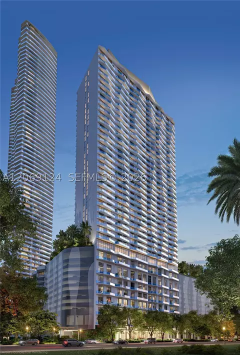 77 SE 5th St #412, Miami, FL 33131