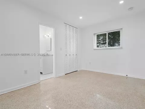 Bedroom - 17320 NW 80th Ave, Hialeah, FL 33015 photo 4 of 8