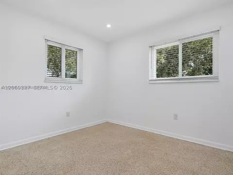 Bedroom - 17320 NW 80th Ave, Hialeah, FL 33015 photo 7 of 8