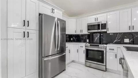 2421 SW 84th Ter, Miramar, FL 33025