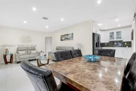 Dining - 142 W 35th St, Hialeah, FL 33012 photo 2 of 2