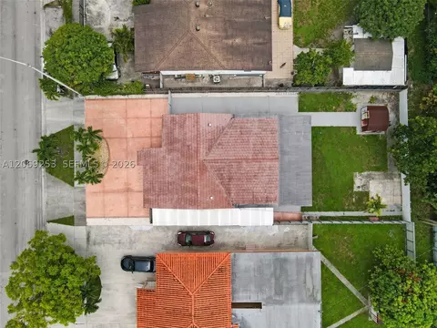 View/Area - 142 W 35th St, Hialeah, FL 33012 photo 5 of 5
