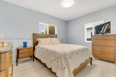 Bedroom - 142 W 35th St, Hialeah, FL 33012 photo 2 of 5