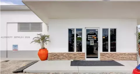 2108 Orange Ave, Fort Pierce, FL 34950