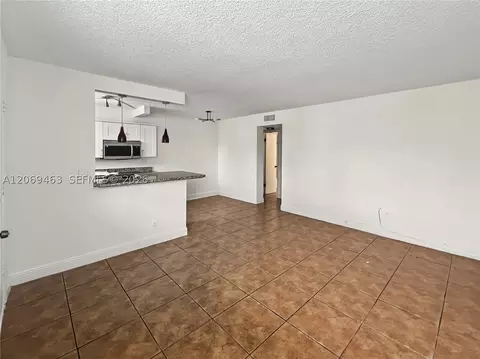 1801 S Treasure Dr #112, North Bay Village, FL 33141