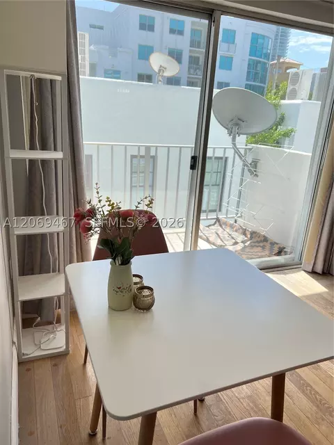 221 Meridian Ave #305, Miami Beach, FL 33139