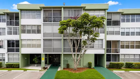 2771 Taft St #407, Hollywood, FL 33020