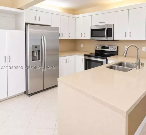 464 NE 210th Cir Ter #201-10A, Miami, FL 33179