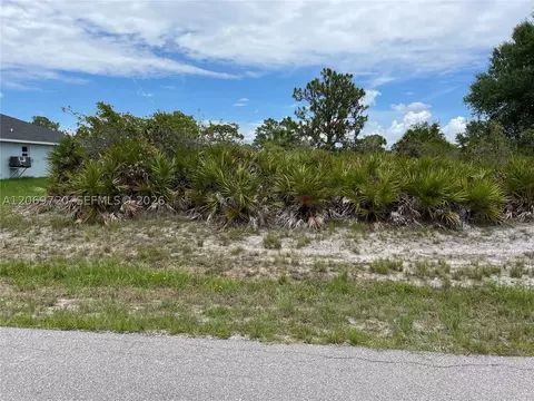 155 Green Oak Park, Port Charlotte, FL 33947