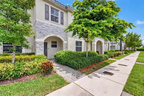 1586 SE 27th Ter #1586, Homestead, FL 33035