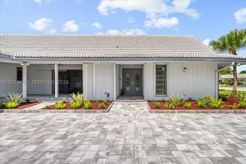9220 NW 15th St, Coral Springs, FL 33071