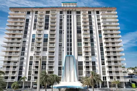 1500 S Ocean Dr #7J, Hollywood, FL 33019