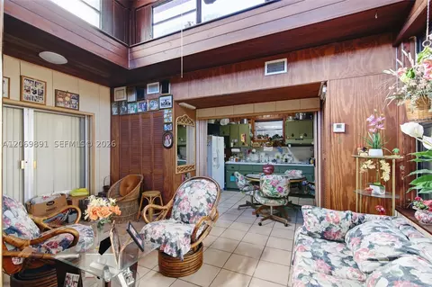 Other - 621 SE 4th St, Hialeah, FL 33010 photo 5 of 7