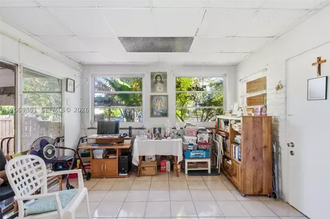 Other - 621 SE 4th St, Hialeah, FL 33010 photo 3 of 7