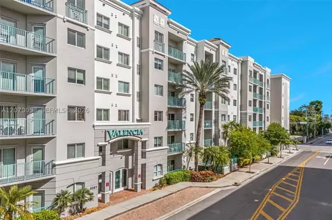 6001 SW 70th St #131, South Miami, FL 33143