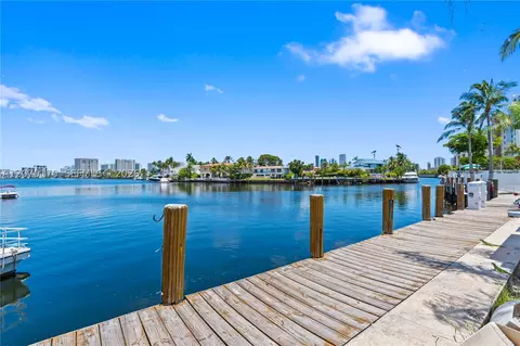 2821 N Miami Beach Blvd #4F, North Miami Beach, FL 33160