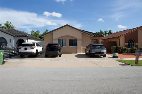 Other - 2732 W 68th Pl, Hialeah, FL 33016 photo 9 of 15