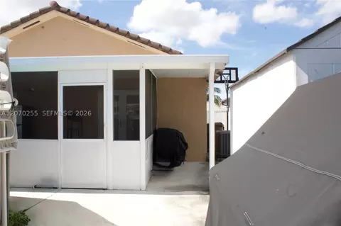 Other - 2732 W 68th Pl, Hialeah, FL 33016 photo 3 of 15