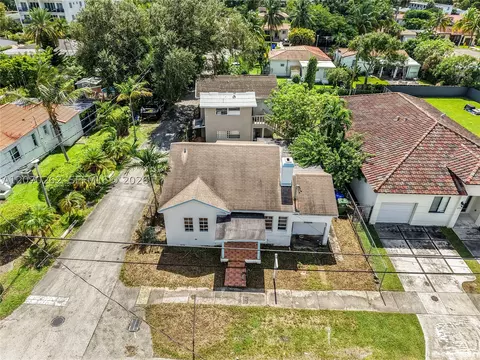 2100 SW 25th St, Miami, FL 33133