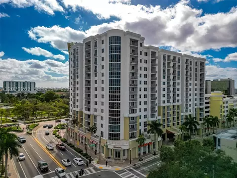 1830 Radius Dr #903, Hollywood, FL 33020