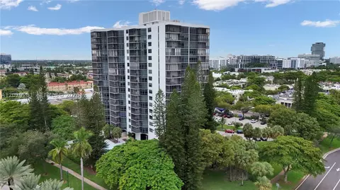 20100 W Country Club Dr #1003, Aventura, FL 33180