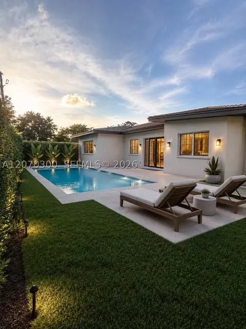 1532 Trillo Ave, Coral Gables, FL 33146