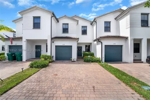 13154 SW 233rd St, Homestead, FL 33032