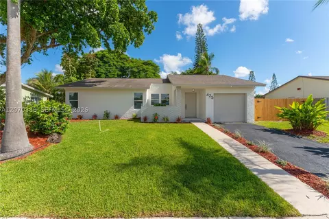 425 NW 17th St, Homestead, FL 33030