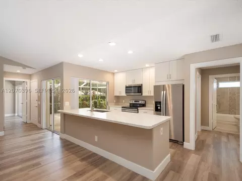 1404 Silverleaf Oak Ct, Palm Beach Gardens, FL 33410