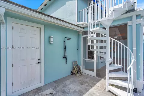Exterior - 665 SW Yacht Basin Way, Stuart, FL 34997 photo 14 of 27
