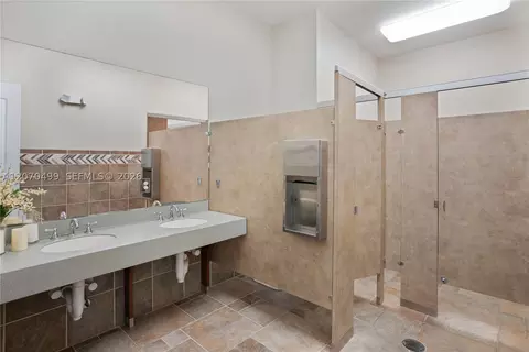 Bath - 665 SW Yacht Basin Way, Stuart, FL 34997 photo 7 of 7