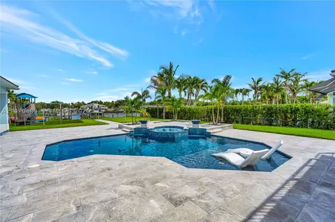 Exterior - 665 SW Yacht Basin Way, Stuart, FL 34997 photo 11 of 27