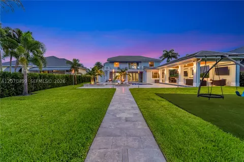 Exterior - 665 SW Yacht Basin Way, Stuart, FL 34997 photo 24 of 27