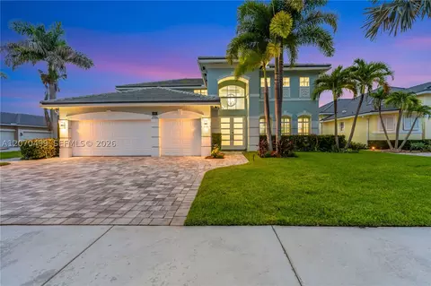 Exterior - 665 SW Yacht Basin Way, Stuart, FL 34997 photo 26 of 27