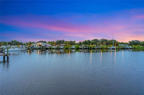 View/Area - 665 SW Yacht Basin Way, Stuart, FL 34997 photo 3 of 4