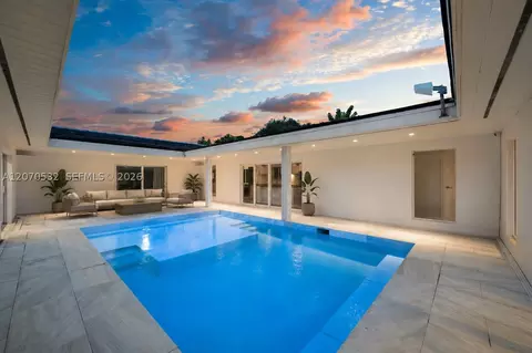 4001 Monserrate St, Coral Gables, FL 33146