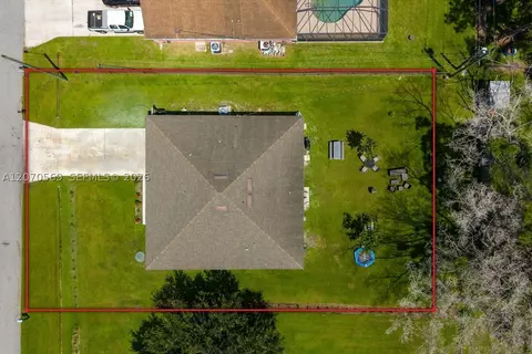 1671 SE Seashore Ln, Port Saint Lucie, FL 34983