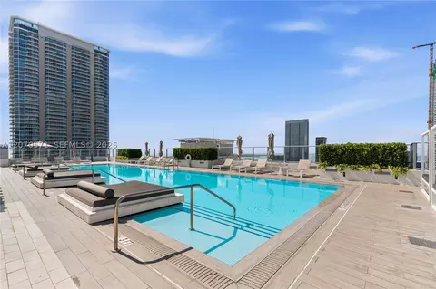 Exterior - 1010 Brickell Ave #3903, Miami, FL 33131 photo 2 of 6