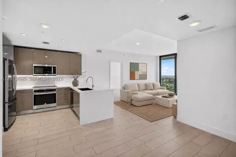 2000 Metropica Way #2111, Sunrise, FL 33323