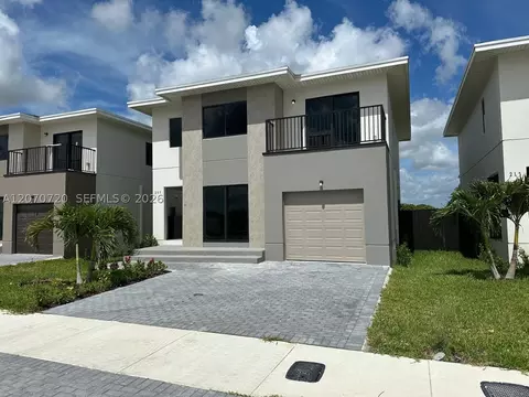 209 NW 13th Pl, Florida City, FL 33034