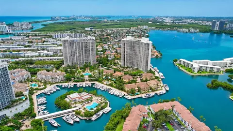 1000 W Island Blvd #1710, Aventura, FL 33160