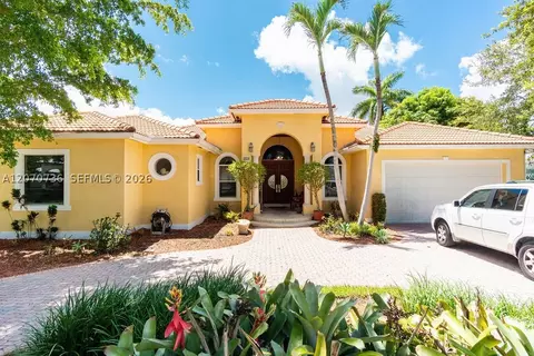 2610 SW 112th Ct, Miami, FL 33165