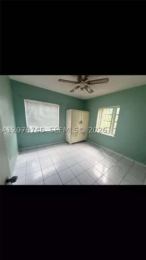 50 E 44th St, Hialeah, FL 33013 photo 5