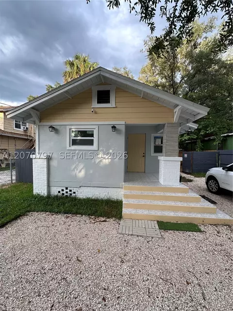 8111 N 10, Tampa, FL 33604