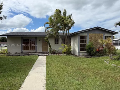 26220 SW 127th Ave, Homestead, FL 33032