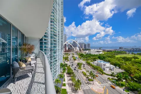 888 Biscayne Blvd #1509, Miami, FL 33132
